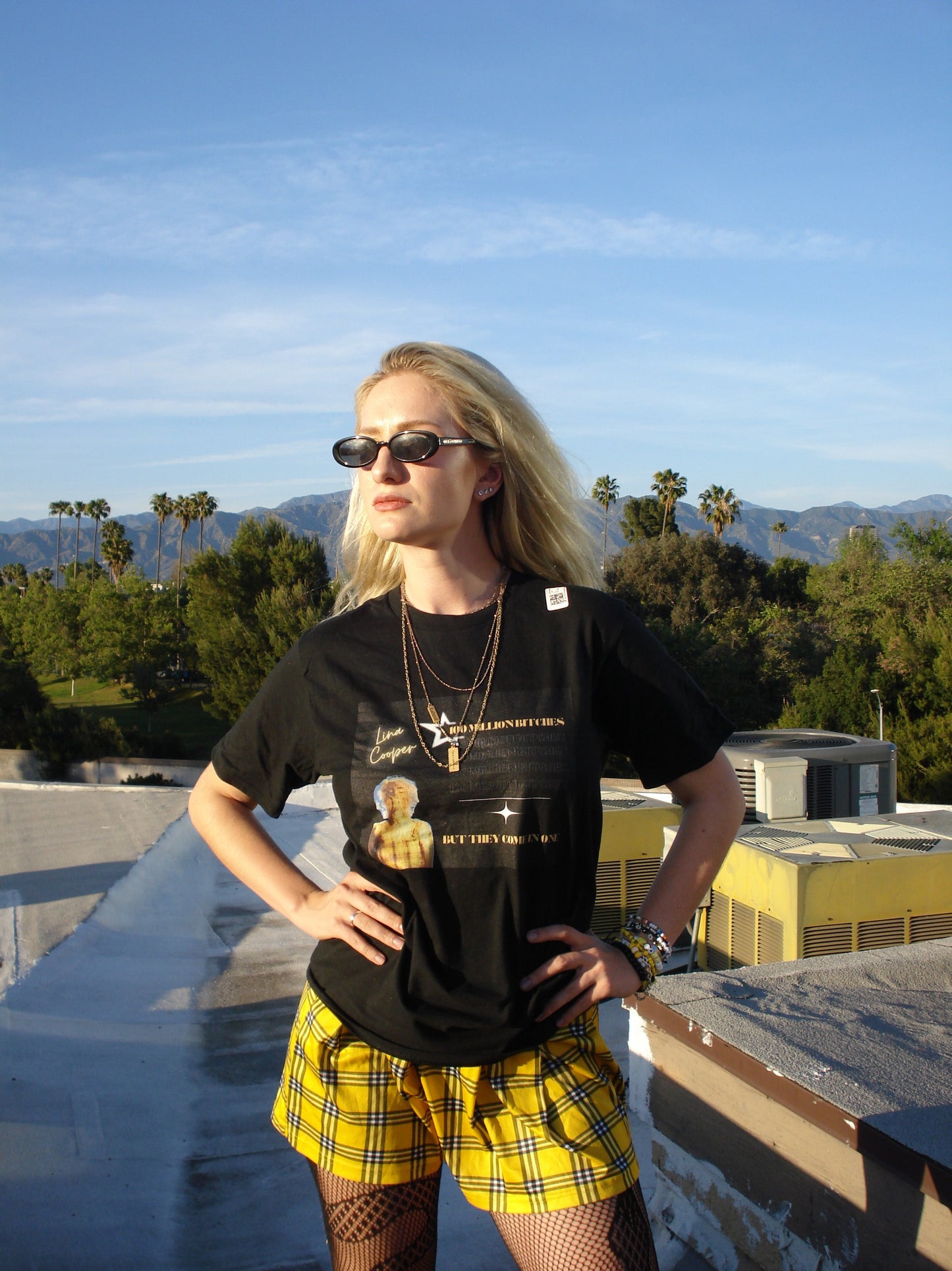 100 MILLION BITCHES | Short Sleeve T-Shirt