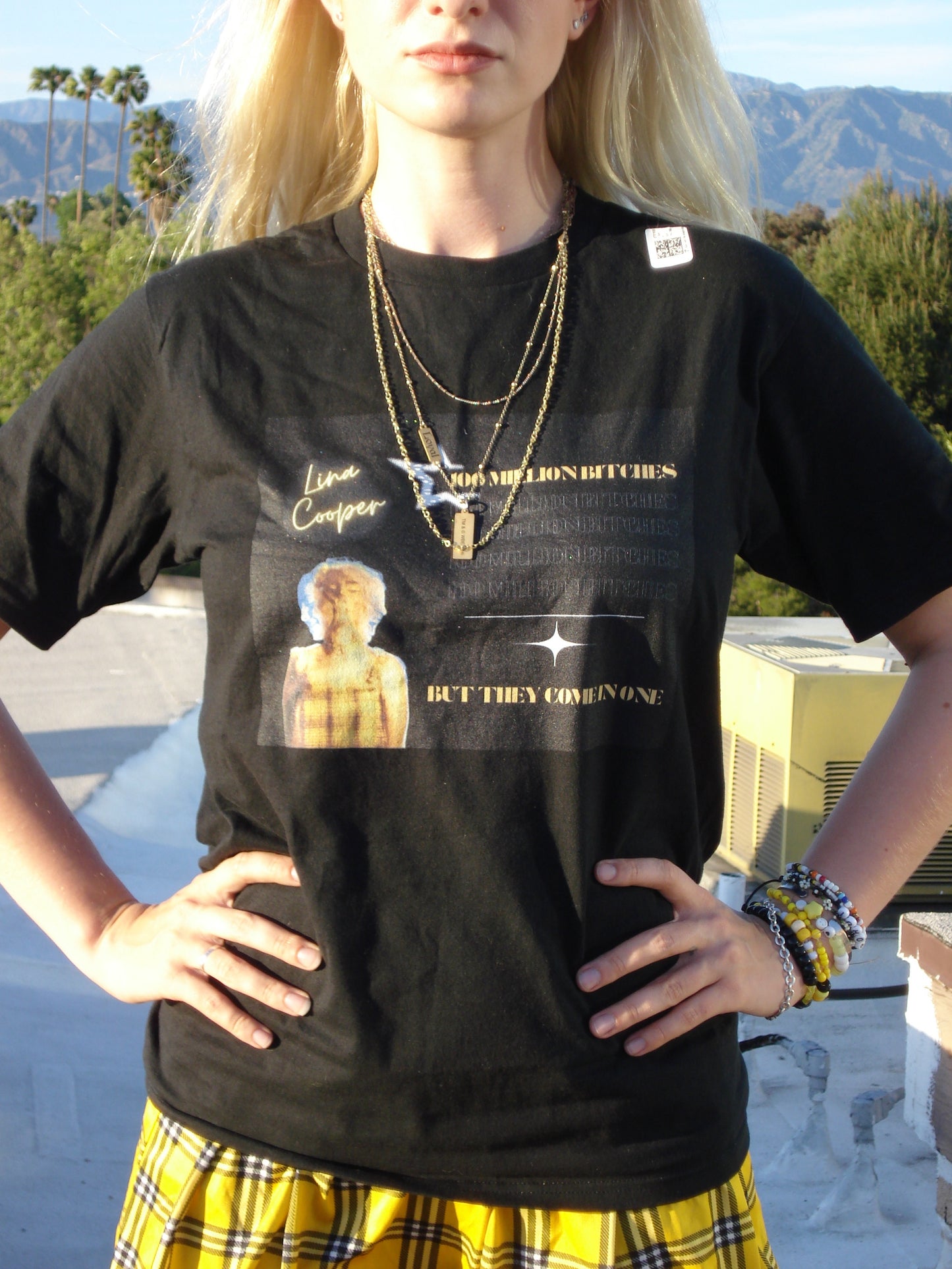 100 MILLION BITCHES | Short Sleeve T-Shirt