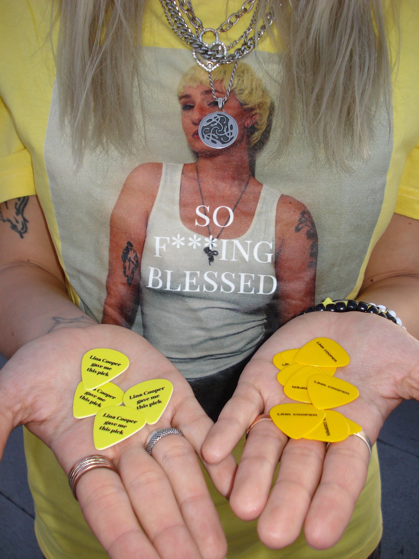 "Lina Cooper" guitar pick